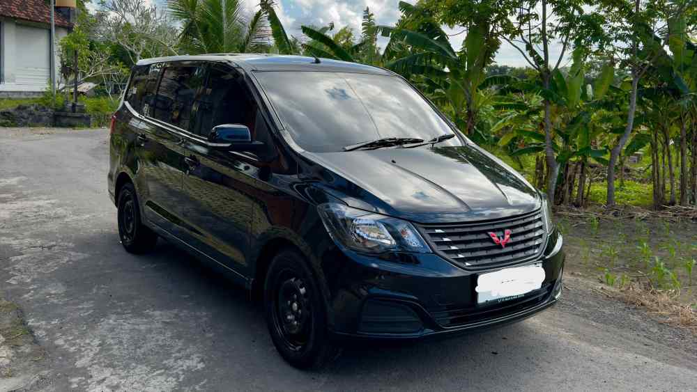 mobil Wuling Confero 2024